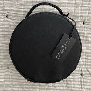 NWT - Hudson Bleecker Travel Case